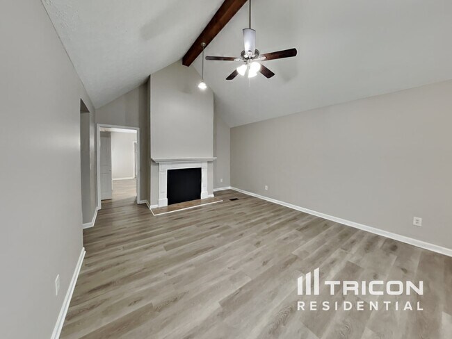 Foto del edificio - 3009 Blackwood Dr