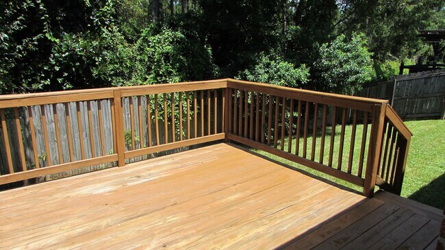 Building Photo - 4 BEDROOM IN D'IBERVILLE