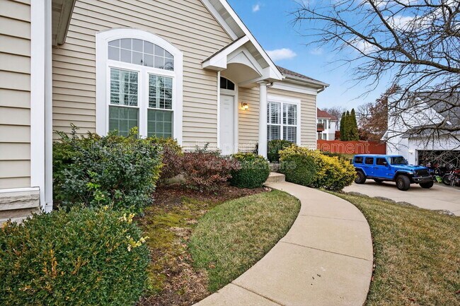 Foto del edificio - 1609 Valley Hill Ct