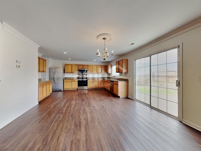 Foto del edificio - 6157 Paducah Dr