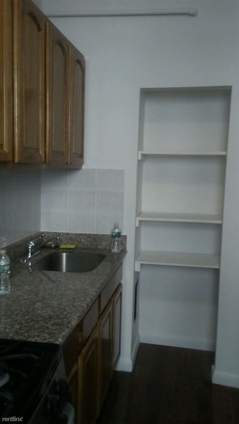 Foto principal - 6073 Myrtle Ave