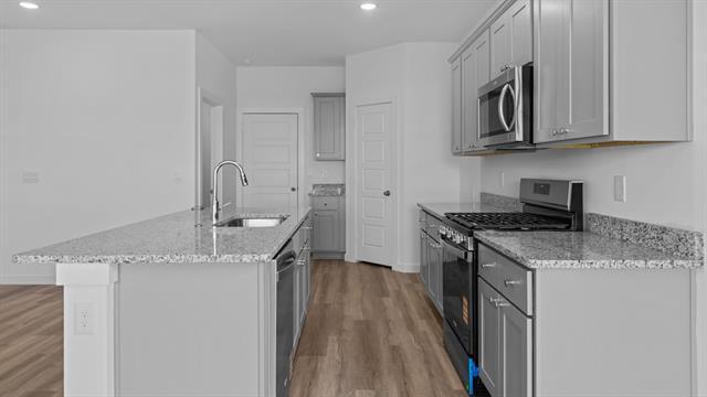 Building Photo - 8536 Big Apple Dr