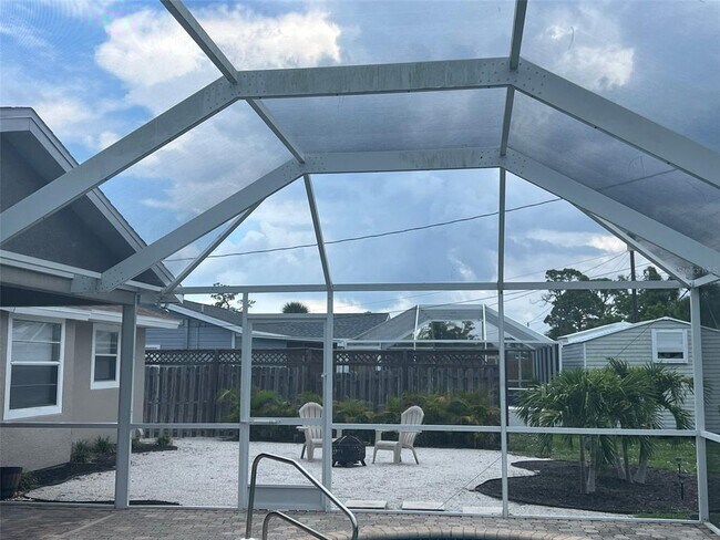 Foto del edificio - 2861 Eleventh St