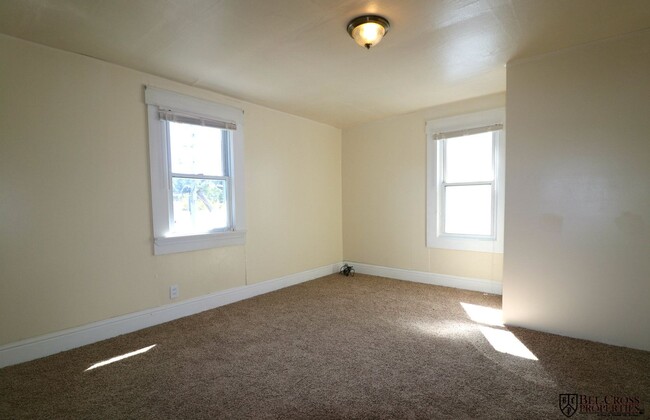 Building Photo - 1 br, 1 bath House - 13 Garrison Street