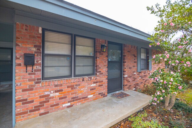 Foto del edificio - Single Family Home