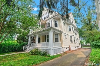 Building Photo - 255 W Elm St
