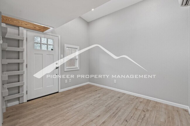 Foto del edificio - Cozy Colorado Springs Studio with Full Kit...
