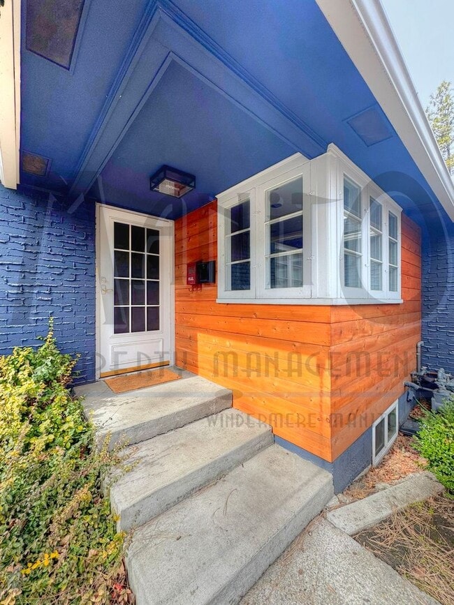 Building Photo - 1624 S Grand Blvd