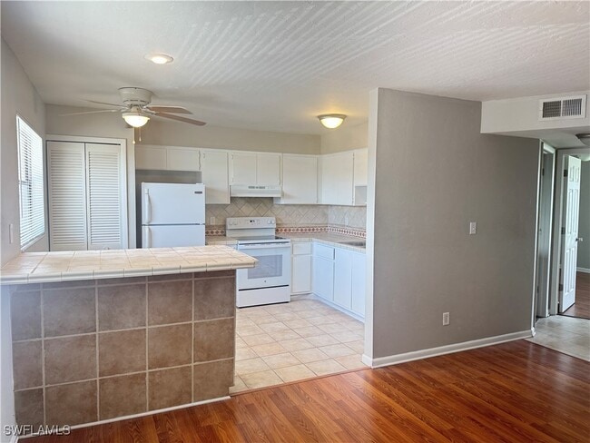 Building Photo - 4745 Orange Grove Blvd