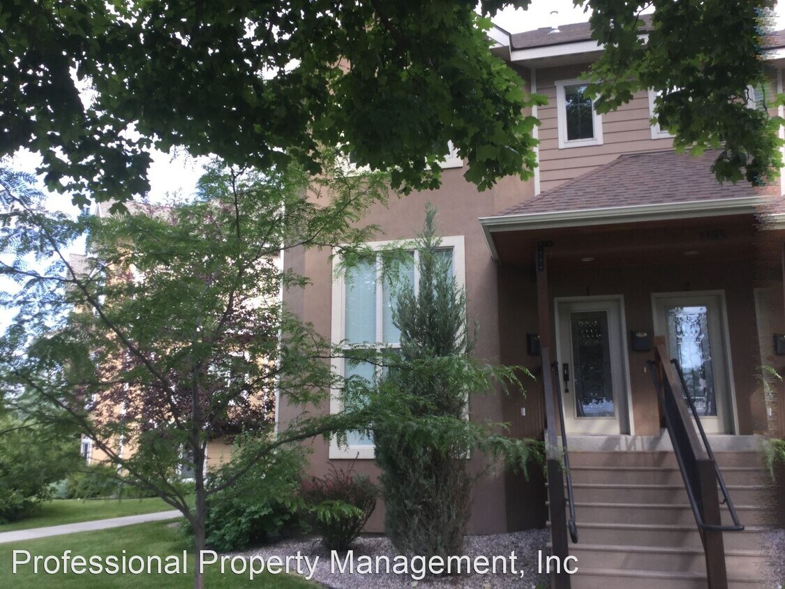 Primary Photo - 4 br, 2.5 bath House - 1105 Stephens Ave - 1B