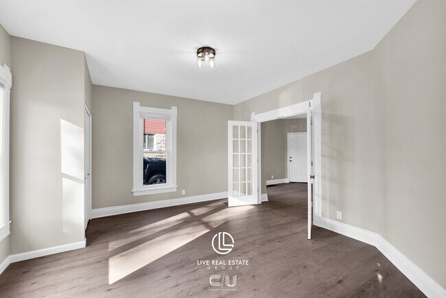 Foto del edificio - 806 W Hill St