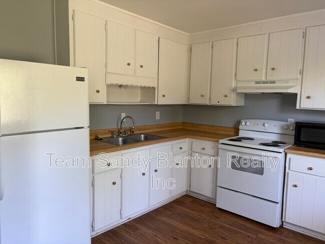 Foto del edificio - 204 Brandywine Rd