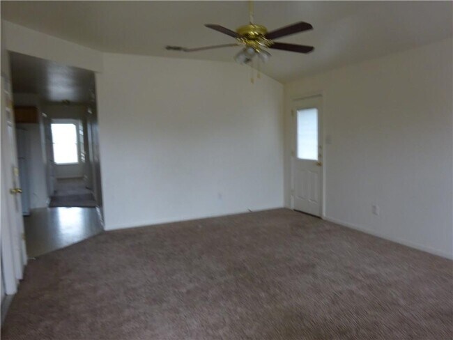 Building Photo - 202 Castellon Ct