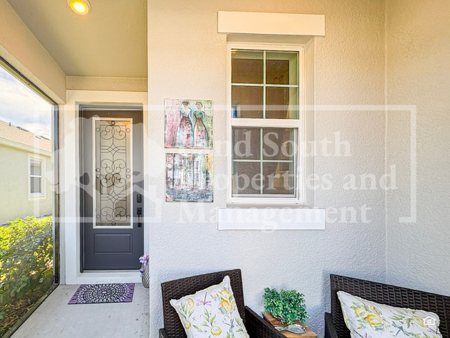 Building Photo - 6720 Great Bear Dr