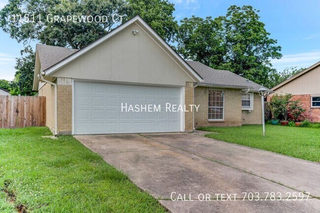 Photo - 11511 Grapewood Ct House