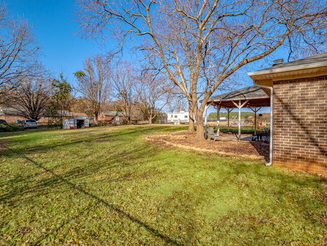 Building Photo - Available end of January.