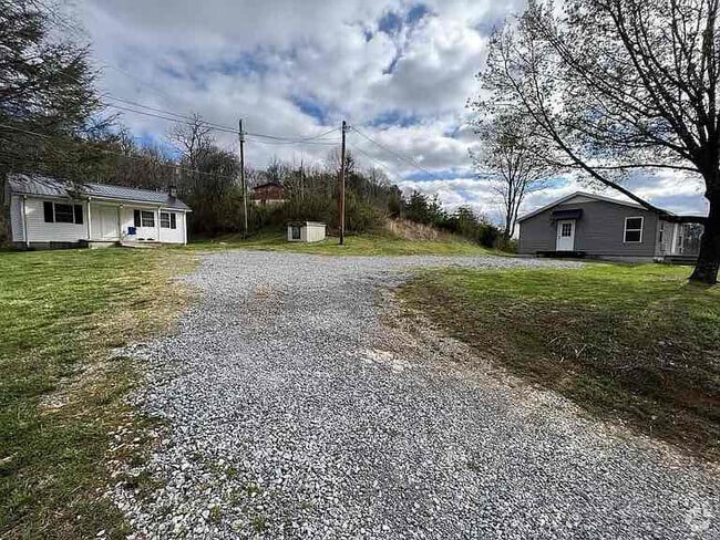 Building Photo - 3369 Birdsong Rd