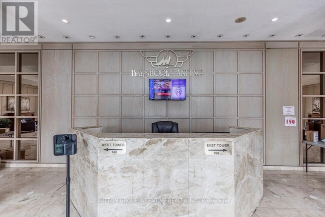 Photo du bâtiment - 150 Dunlop St E