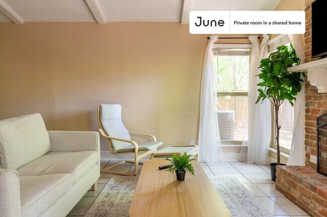Foto del edificio - Room in Shared 3 bed/2 bath home