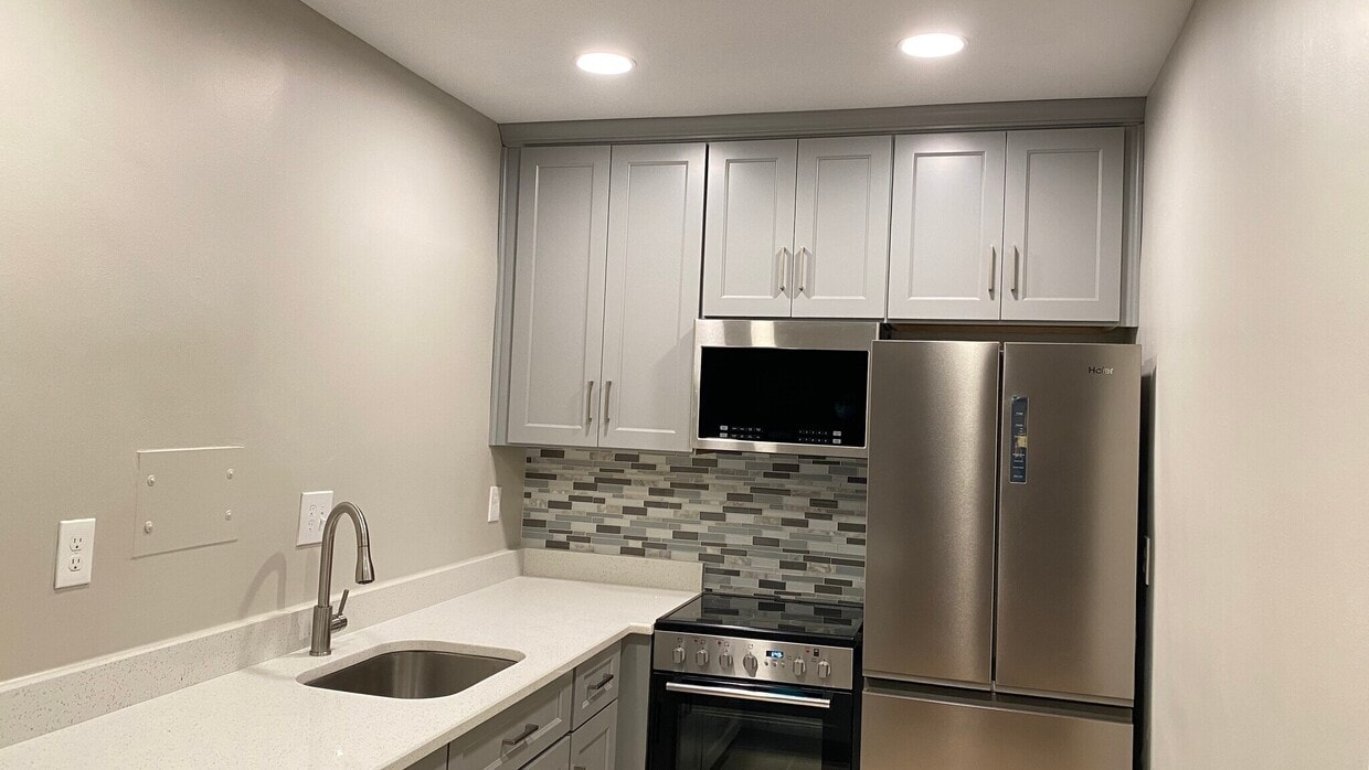 Foto principal - 1711 Massachusetts Ave NW