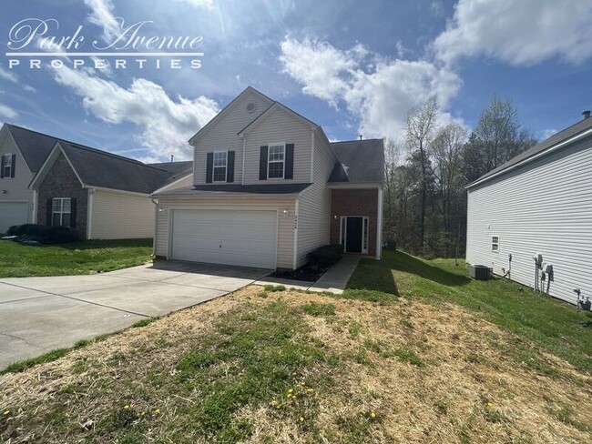 Building Photo - 2426 Sunset Oaks Dr