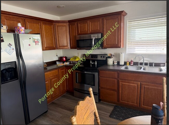 Foto del edificio - 1717 River View Ave