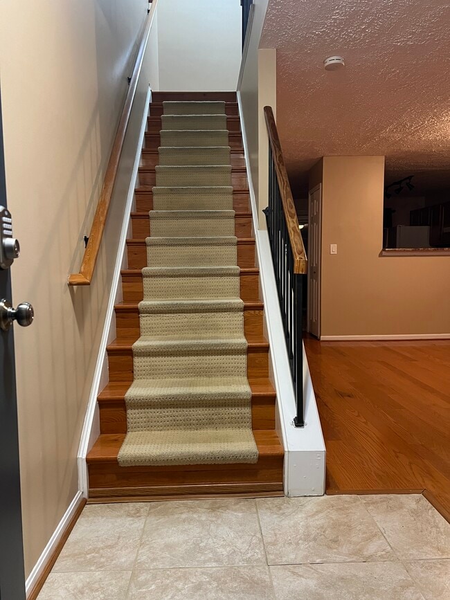 Foto del edificio - 1412 Nestlewood Ct