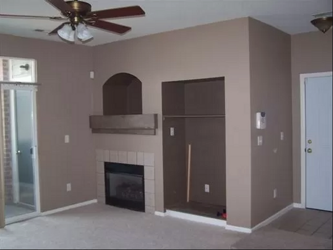 Foto del edificio - Commuter’s Dream! Spacious 3BD/2BA Cherry ...