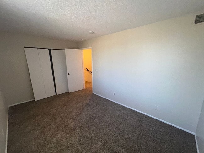 Foto del edificio - 6104 W Townley Ave