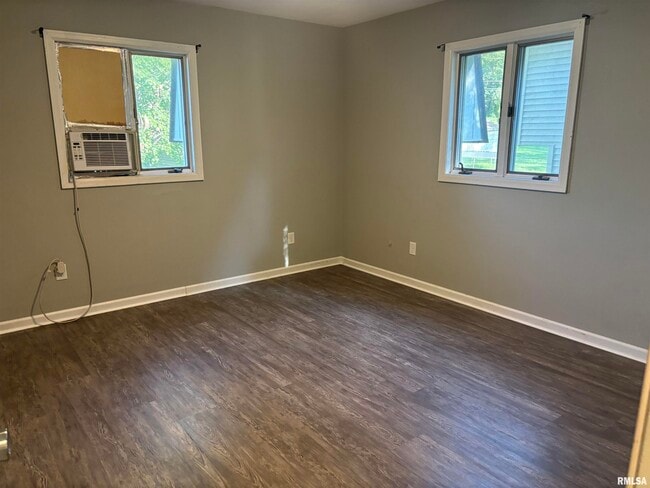 Building Photo - 1407 Bridge Ave