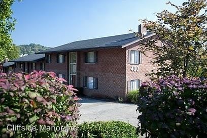 Primary Photo - 200 Cliffside Manor
