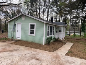 Building Photo - 466 GA-138