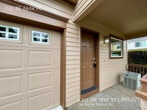 Building Photo - 710 NE 64th Pl