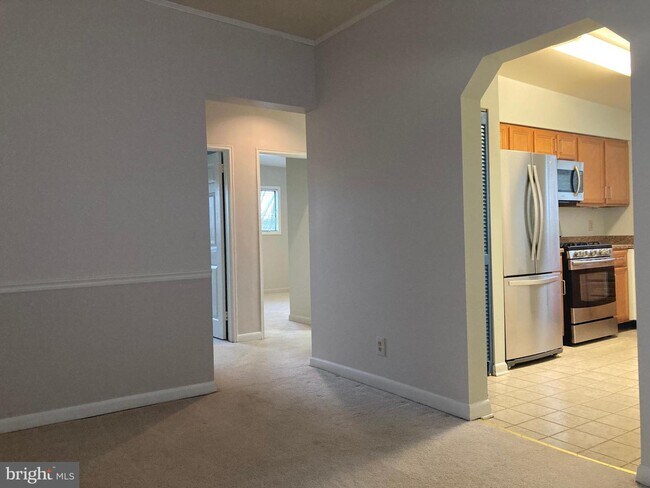 Foto del edificio - 2802 Dartmouth Rd