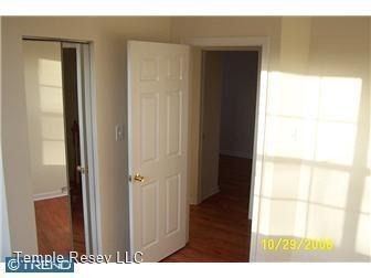 Building Photo - 2 br, 1.5 bath House - 4821 Florence ave U...