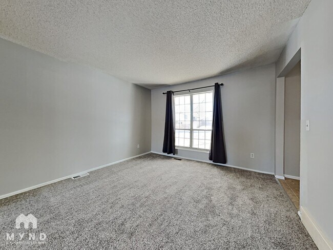 Building Photo - 12129 W Tanforan Ave