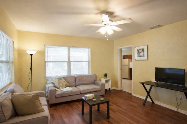 Foto del edificio - 1518 E Ellicott St