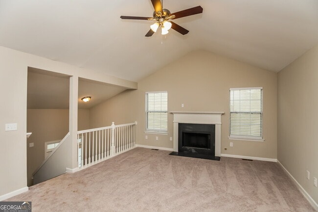Building Photo - 1041 Crest Ridge Pl SW
