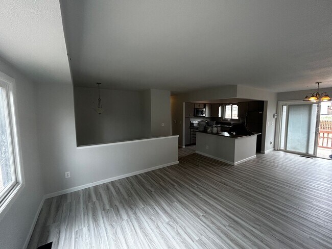 Building Photo - 3 Bed 2 bath house in Cimarron Hills!