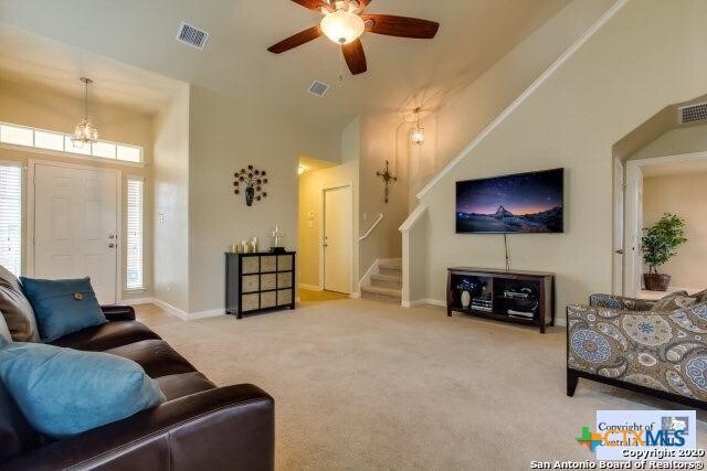 Foto del edificio - 786 Great Oaks Dr