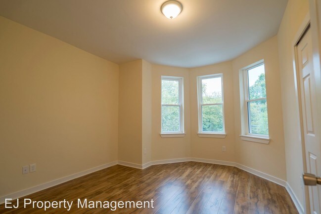 Foto del edificio - 3858 W Girard Ave