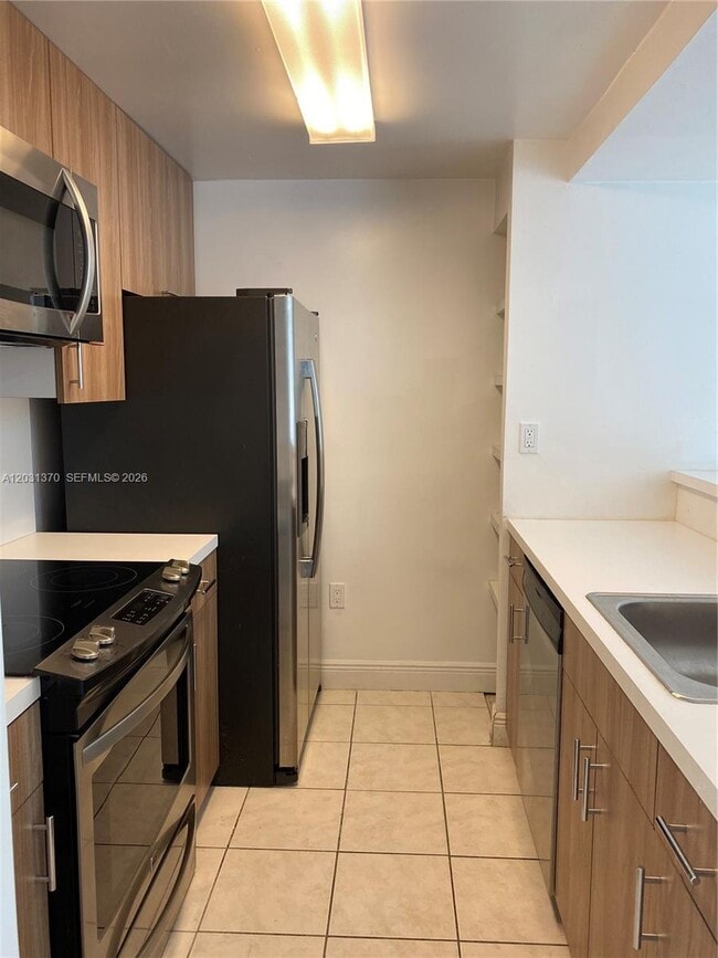 Foto del edificio - 7075 NW 186th St