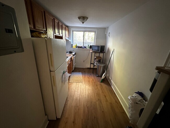 Building Photo - 45 Selkirk Rd