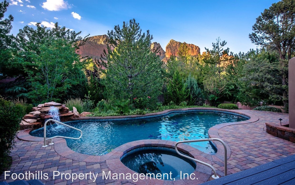 Foto principal - 3 br, 4 bath House - 366 Coronado Trail