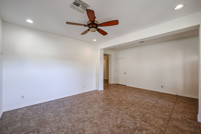 Foto del edificio - Stetson Valley Stunner with Dream Ensuite!!!