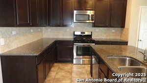 Foto del edificio - 23410 Woodlawn Ridge
