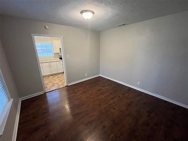 Building Photo - 4942 Garland Ave