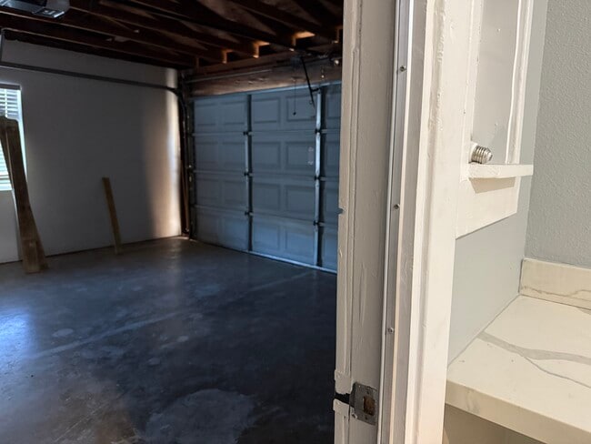 Building Photo - Zachry