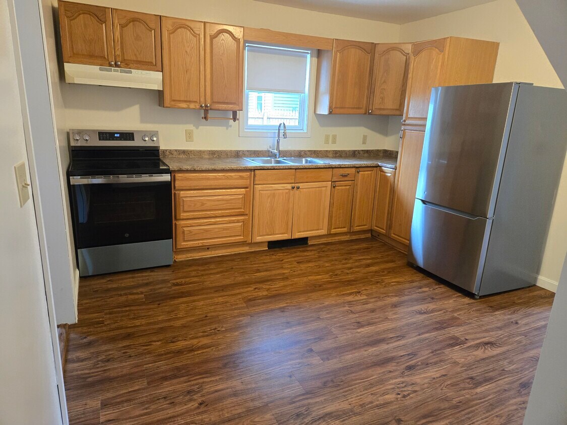 Kitchen - 27 Lafayette St