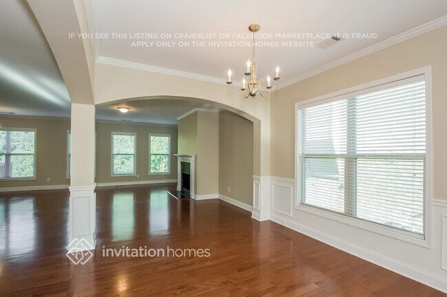Foto del edificio - 3602 Huddlestone Ln NE